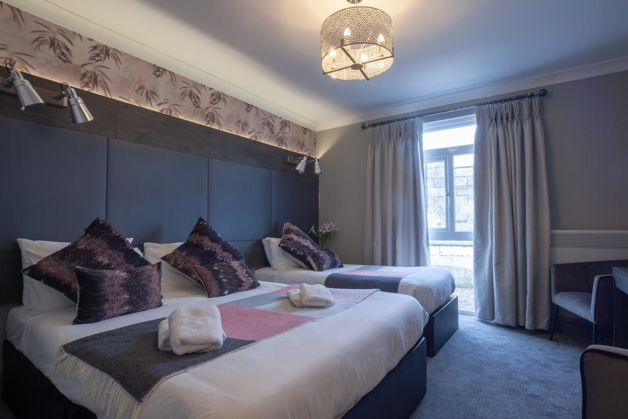 Отели типа «постель и завтрак» Hillgrove Guesthouse Дингл