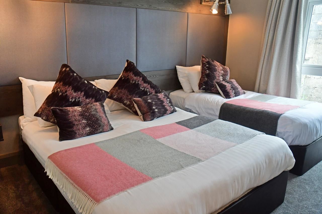 Отели типа «постель и завтрак» Hillgrove Guesthouse Дингл