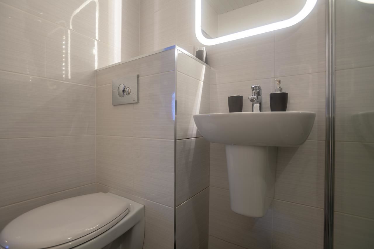 Отели типа «постель и завтрак» Hillgrove Guesthouse Дингл