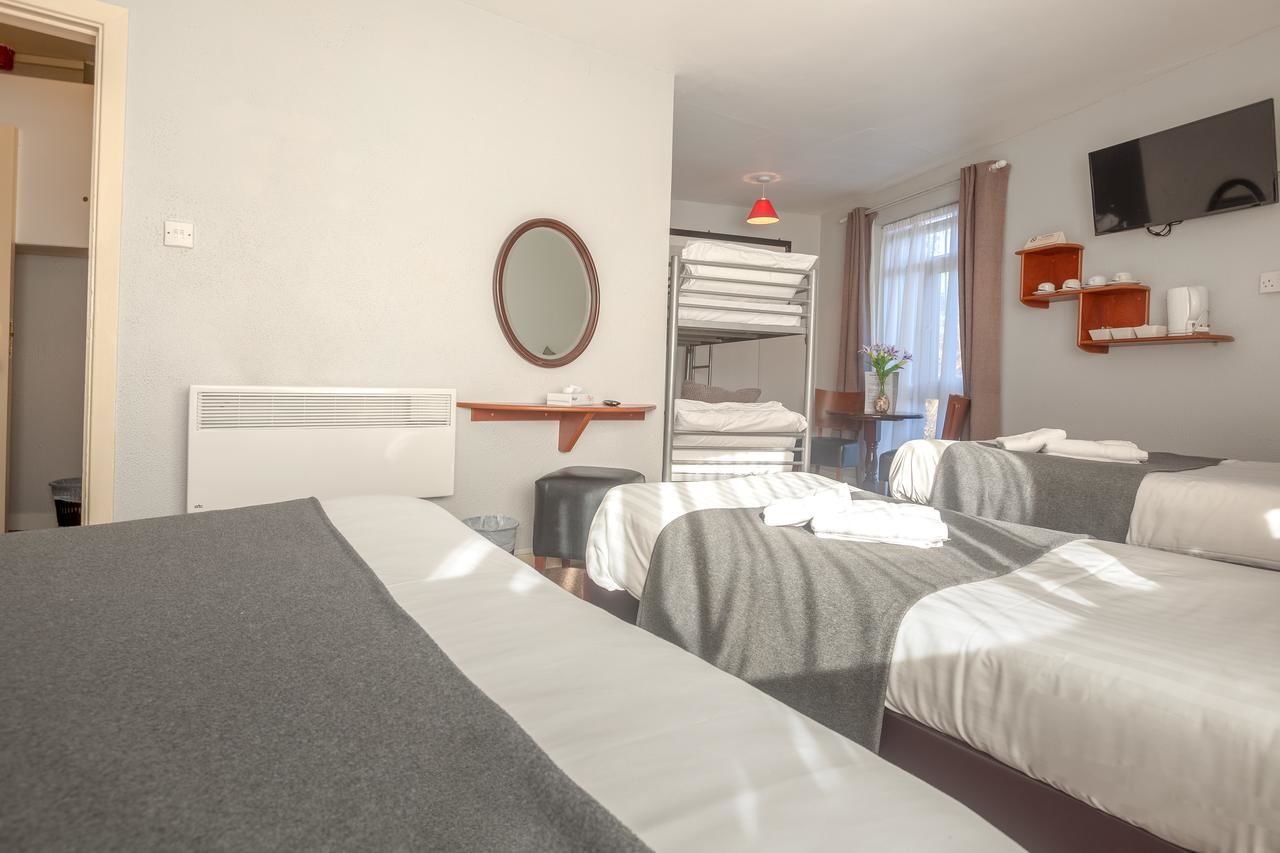 Отели типа «постель и завтрак» Hillgrove Guesthouse Дингл-41