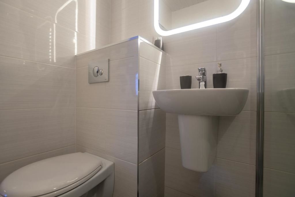 Отели типа «постель и завтрак» Hillgrove Guesthouse Дингл