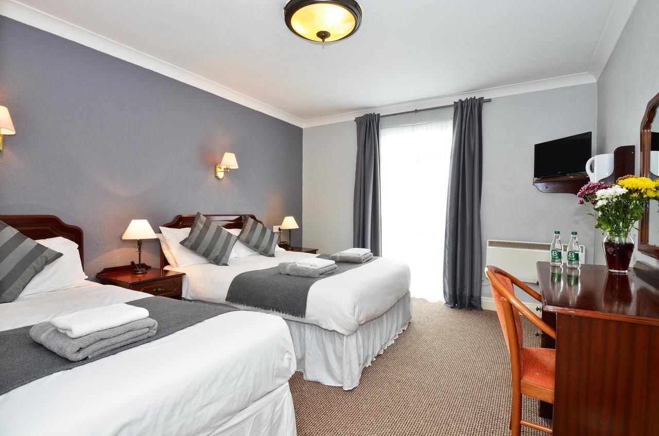Отели типа «постель и завтрак» Hillgrove Guesthouse Дингл